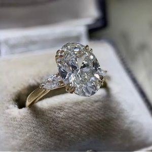 Cubic zirconia Brass Engagement ring | size 8